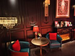 -弦月窗LUNETTE BY AMANDA(复兴路店)