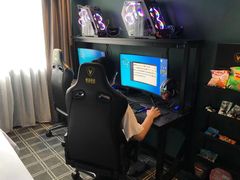 -粤塔X趣影电竞酒店(天河广场车陂地铁站店)