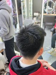 -藤野造型烫发染发