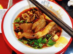 -烧哥美蛙肥肠鱼火锅·十五年社区店