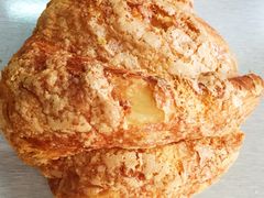 爆浆牛角-丁香西饼屋(桂林路店)