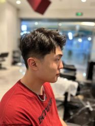 -BULB STUDIO 巴柏明星发型工作室