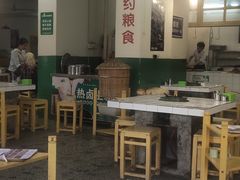 大堂-石灰市老火锅(北滨路店)
