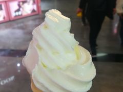 -麦当劳(世界城广场店)