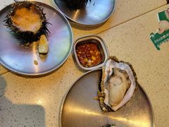 -蚝堡·生蚝海鲜烧烤物种起源•海肠捞饭(刘公岛店)