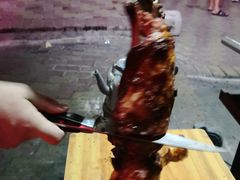 -察哈尔烤羊腿