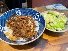 -红猪卤肉饭(大西洋美食城店)