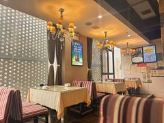 大堂-汉水缘鲜鱼庄(黄雁村店)