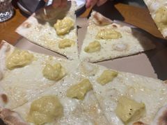 -JINNS锦时 steak&pizza(浸信会礼拜堂旧址店)