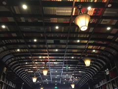 -钟书阁(松江泰晤士小镇店)