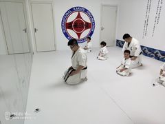 -极真空手道疾风道场(虹口凉城店)