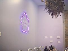 -FLOVIE FLORIST CAFE