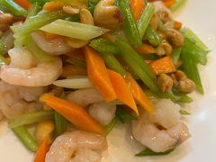 -鑫渔港海鲜本地菜·山海关浑锅(东戴河店)