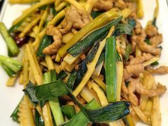 陕南竹笋炒肉丝-钟记陕南菜·煎锅鱼(红专南路店)