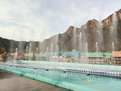 -百里峡七彩艺术小镇