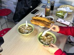 -张阿三馄饨店