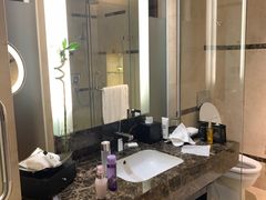 -青岛海尔洲际酒店