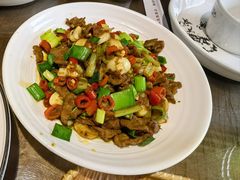 -东口码头·烧鸽子·鱼头泡饼·地方菜(金鹰悦城店)