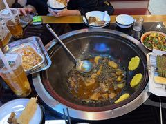 -炖四方东北铁锅炖·烧烤小龙虾(中豪国际店)