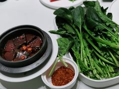 -红鼎豆捞·非遗鲍皇汤火锅(宝丰路店)