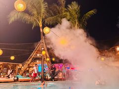 -FINNS Beach Club