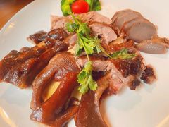 狮头鹅三拼盘-寻潮忆卤鹅·潮汕餐馆(汇星店)