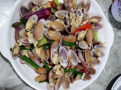 -四川小胡子海鲜(丁村万人海鲜广场店)