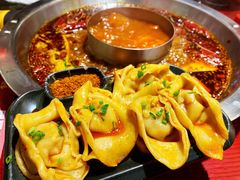 卤抄手-谭鸭血老火锅(漳州路店)