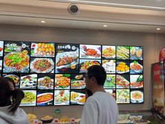 -龙香居海鲜浑锅家常菜·特色驴肉