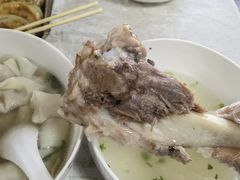 -周震馄饨