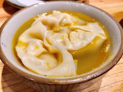 金汤黄鱼馄饨-南小蟹手工點心(三里屯店)