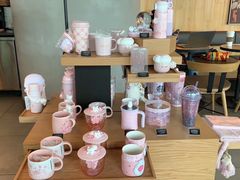 零售区-星巴克(珠海仁恒滨海中心店)