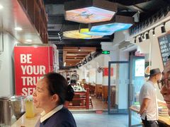 -六合居·明厨亮灶餐厅(成双大道店)
