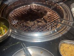 -韩烧牛中牛·甄选黑牛烤肉(黑金店)