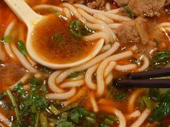 -鑫花溪牛肉米粉(东环大润发店)