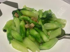 鳗鲞丁炒芥兰-Yan Ting 宴庭中餐厅(上海静安瑞吉酒店)