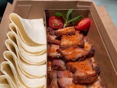 茴香碳烤花猪肉-佬麻雀·剁椒鱼头(京基KK One店)