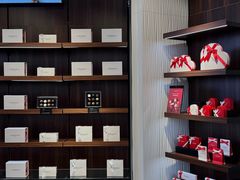 -Laderach 莱德拉(上海环贸iapm店)