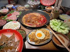 -萍姐火锅·公路夜市(武汉首店)