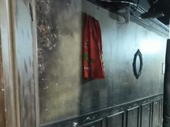 -荒岛实景沉浸密室(江汉路1店)