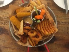 -灵意咖啡·西班牙美食(汕头金平万达广场店)