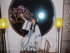 -十步汉飏国风生态馆·汉服写真自拍(银泰店)