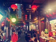 -小天鹅火锅·一线江景洪鼎旗舰店(洪崖洞店)