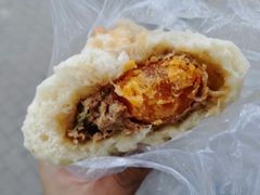 咸蛋黄超人包-老陶包子铺(南大西南村店)