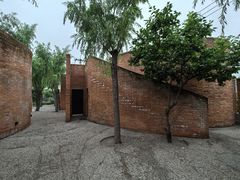 -瓦厂酒店