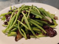 -莲餐厅·湖北菜·潜江小龙虾店(愚园路店)