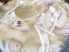 -东椰·海南椰子鸡火锅(朝阳门店)