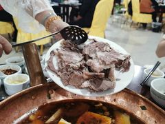 -朝伟清真铜瓢牛肉馆(三十年老·店)