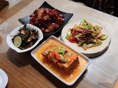 秘制鸡汁豆腐-隔壁老王·家常云南菜(花巷店)