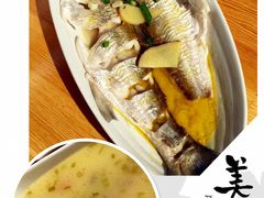 -乌镇那一年小院主题餐厅(甘泉西路店)